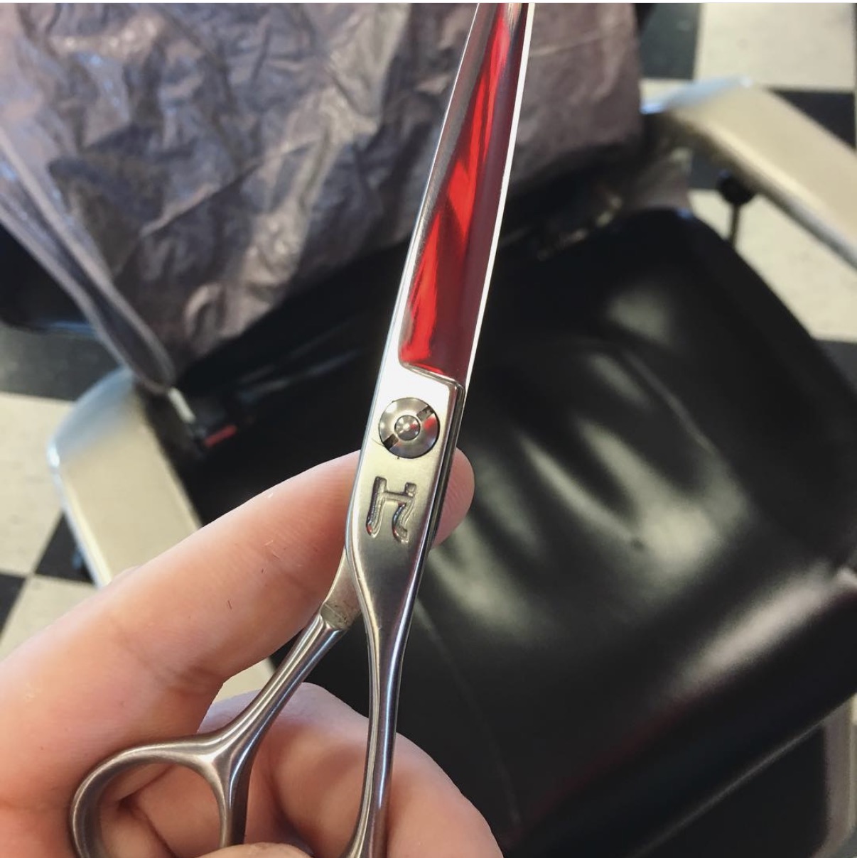 Barber scissors